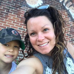 Meet your Posher, Cassandra